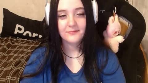 your_8a8y online show from November 5, 1:38 pm