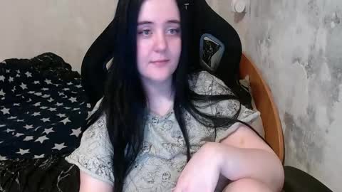 your_8a8y online show from May 21, 5:44 pm