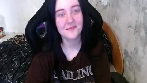 your_8a8y online show from May 24, 1:32 pm