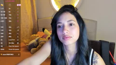 mia3 online show from February 19, 4:12 am