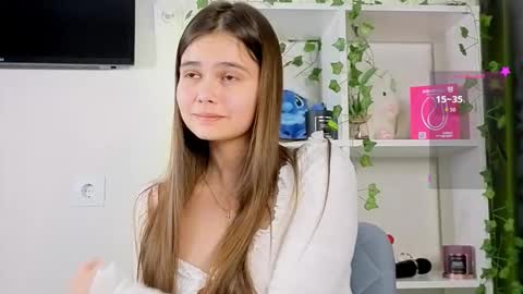 Julia Next stream  online show from February 3, 6:45 pm