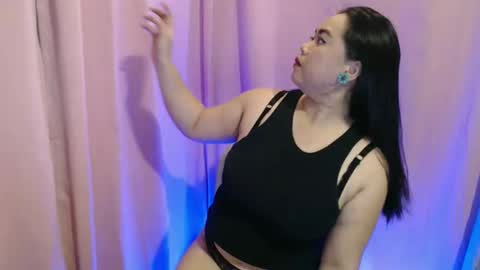 Diane online show from November 25, 1:24 pm