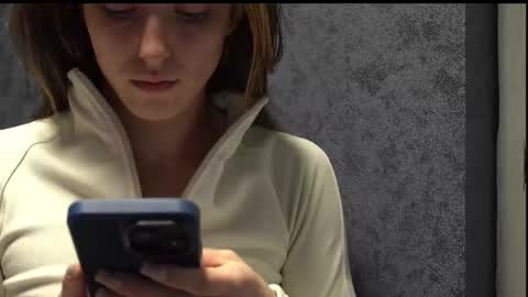 Meri  online show from December 15, 10:04 pm