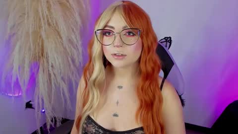 Snapshot of your_littlepervert_ chatting on February 28, 6:10 am Cami independent model online show from February 28, 6:10 am
