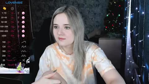 Molly online show from December 24, 4:44 am
