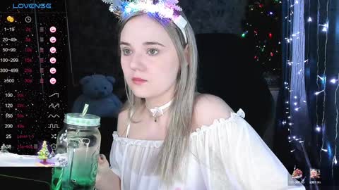 Molly online show from December 25, 3:08 am