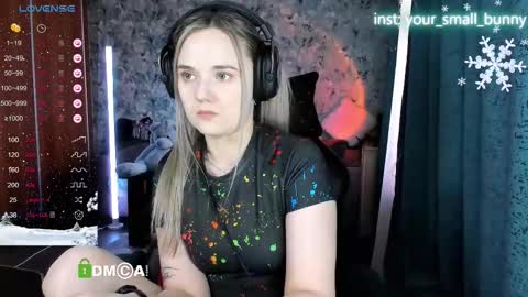 Molly online show from February 3, 6:22 am