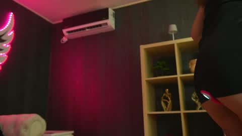 Your Sweetx Sin online show from April 2, 4:43 am