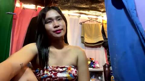 your_twinkletoes18 online show from October 22, 10:53 am