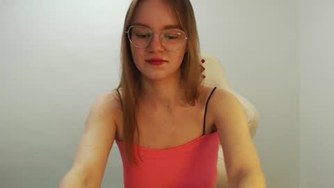 Lana online show from July 17, 9:40 pm