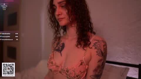 Dari online show from April 6, 4:19 pm