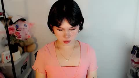 PrettyElla online show from October 20, 9:34 am