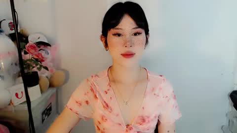 PrettyElla online show from October 11, 3:44 am