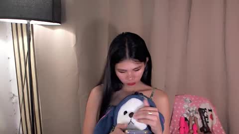 Vivian online show from April 29, 12:03 am
