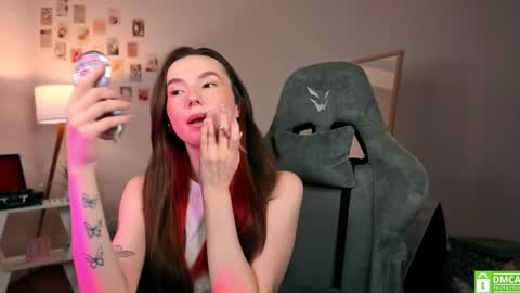 Chloe online show from November 5, 4:40 am