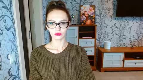 Ksyusha online show from October 4, 9:15 am