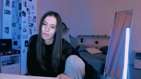 Eva online show from October 5, 8:47 pm