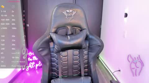 Camille online show from October 29, 5:59 pm