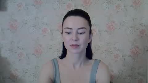 yoursofia_ online show from January 8, 4:55 pm