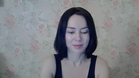 yoursofia_ online show from January 10, 4:44 pm
