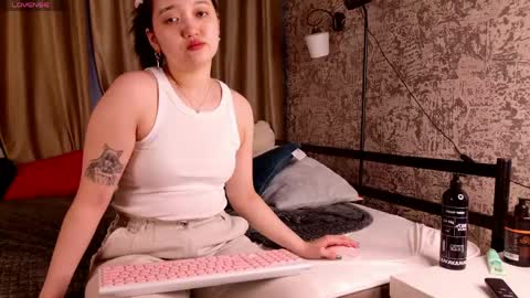 Bella online show from May 17, 3:06 am