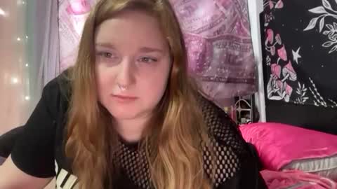 yourthickgingergoddess online show from December 2, 3:47 pm
