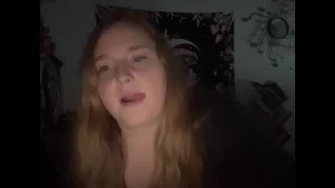 yourthickgingergoddess online show from January 24, 3:00 am