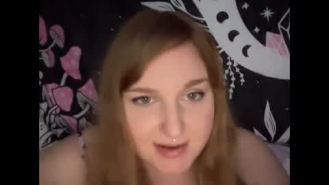 yourthickgingergoddess online show from February 4, 12:40 am