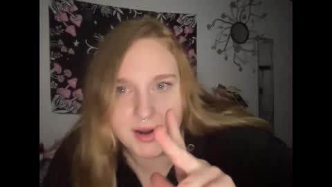 yourthickgingergoddess online show from December 28, 4:41 am