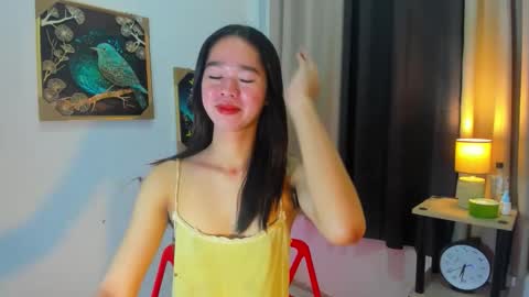 ashy online show from May 18, 10:21 am