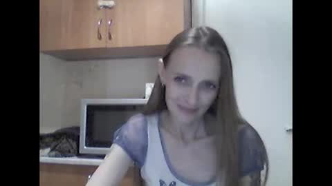 Youur light online show from May 15, 5:37 pm
