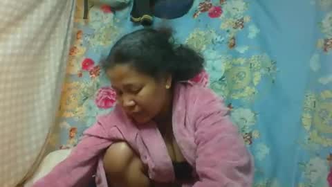 yrrinah online show from September 22, 4:55 am