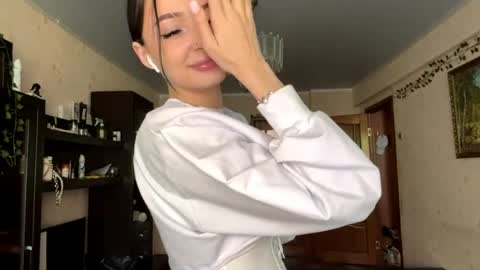 Yuki online show from June 1, 6:26 am