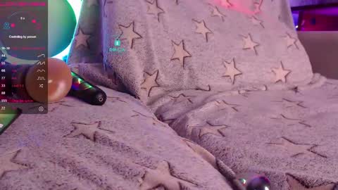Snapshot of yuli_ya chatting on January 23, 7:07 pm Sweet Pussy online show from January 23, 7:07 pm