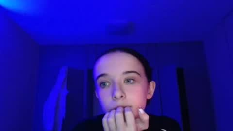 Yuliia online show from November 7, 6:19 am