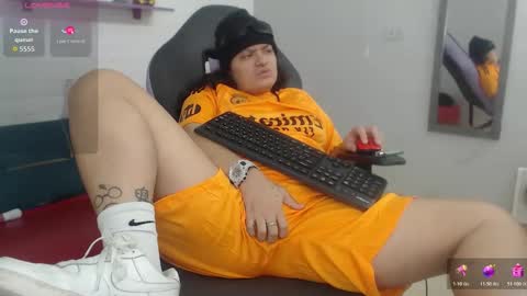 Snowflake online show from January 10, 5:01 am