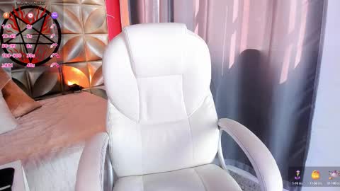 YUMEKO  online show from October 6, 1:50 pm