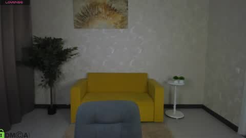 Cindey online show from April 9, 3:53 am