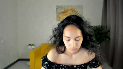 Cindey online show from May 18, 3:38 am