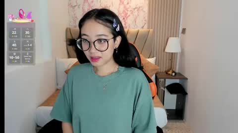 Yuna  online show from October 8, 10:30 am