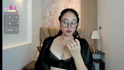 Yuna  online show from September 17, 12:03 pm
