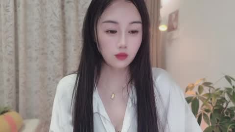 YunEr online show from March 30, 2:16 pm