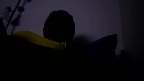 YungBlackBerry online show from November 13, 8:46 am