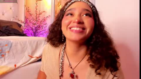 yunikilu online show from April 11, 7:45 am