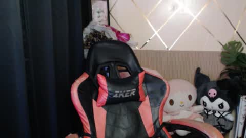 yurie_cummster online show from October 3, 4:06 am