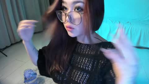 Hi My name Yuriko online show from January 9, 2:18 pm