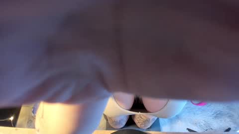 Hi My name Yuriko online show from December 22, 3:22 pm