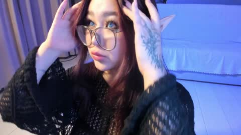 Hi My name Yuriko online show from January 5, 3:55 pm