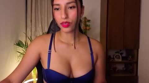 yuzii Im new to these pages so I hope you guys are kind to me. online show from March 10, 2:48 am