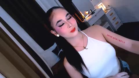 Snapshot of yvannasilva18 chatting on September 12, 10:56 am jai online show from September 12, 10:56 am